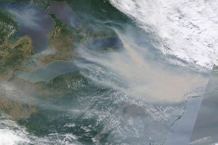 Wildfire smoke over the East Coast, seen from orbit